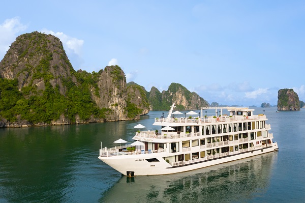 Ambassador Cruise I