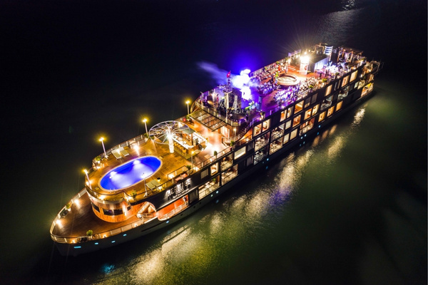 Heritage Cruises Bình Chuẩn